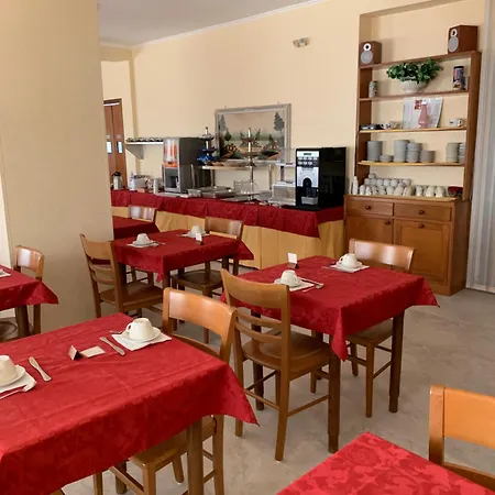 Aurora 3* فيستَ